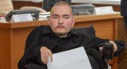 Valerijus Spiridonovas, 30 metų kompiuterių specialistas iš Rusijos, kuris kenčia nuo retos genetinės raumenų išsekimo ligos. Jis turėtų tapti pirmuoju […]