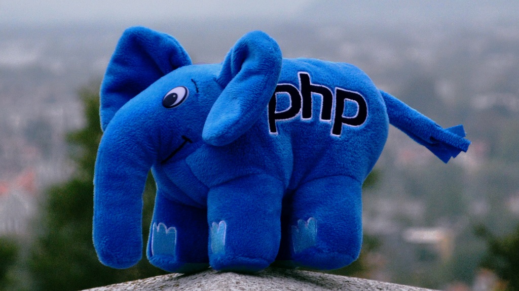 PHP talismanas dramblys vardu- elePHPant