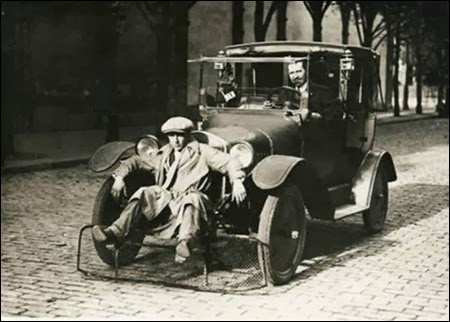 Apsauginis tinklas skirtas apsaugoti pėsčiuosius (1924)