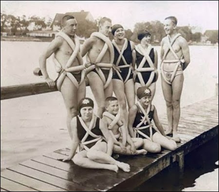 Gelbėjimosi liemenės (1925)