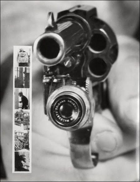 Revolveris su fotoaparatu (1938)