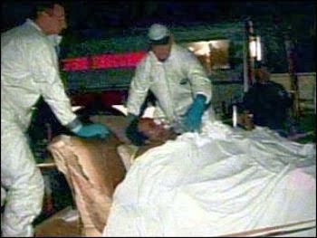 Gayle Laverne Grinds, mirė būdama 40 metų savo lovoje, po to kai chirurgams po šešių valandų įnirtingų bandymų atskirti atskirti […]