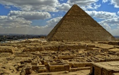 Faktai ir paslaptys apie didžiąją Egipto piramidę Faktai ir paslaptys apie didžiąją Egipto piramidę