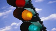 Ar kada sustoję prie raudono šviesoforo signalo susimąstėte, kodėl būtent raudona spalva jus verčia sustoti, o žalia – leidžia važiuoti? Kodėl […]